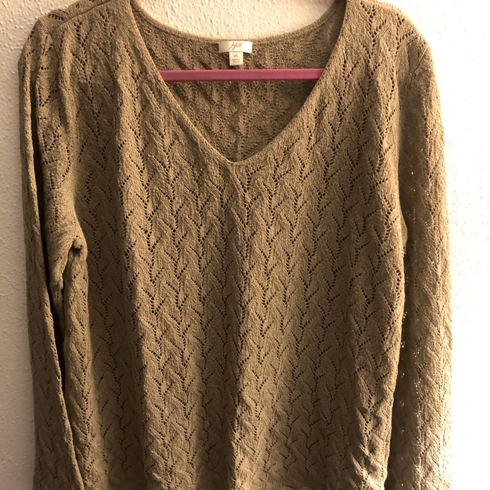 J.Jill XL v-neck tan pullover.